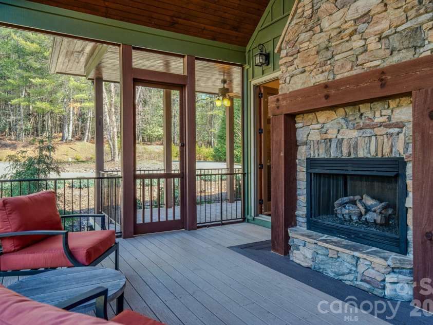 4836 Stream Side Lane, Morganton, NC 28655.  MLS# CAR4356291, YatesRealty ID 3836. 