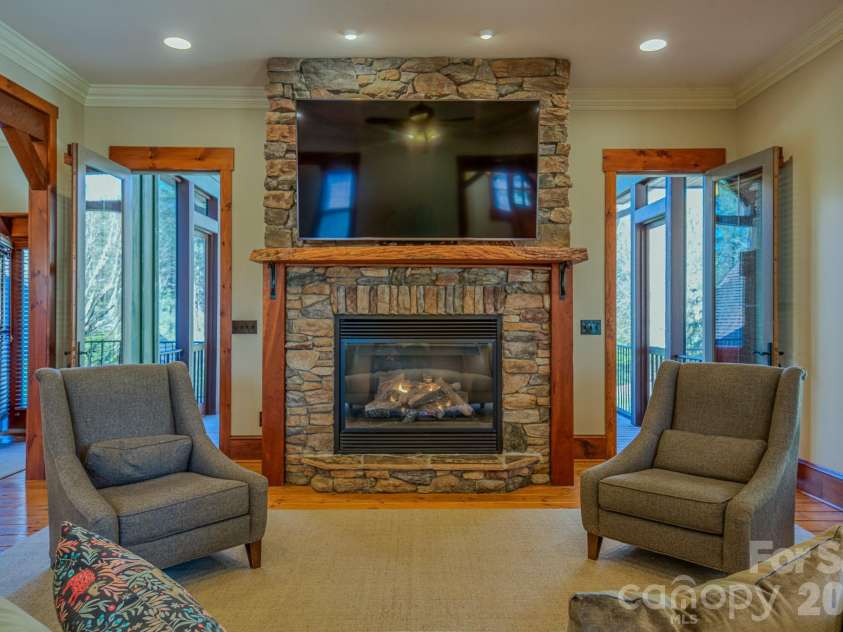 4836 Stream Side Lane, Morganton, NC 28655.  MLS# CAR4356291, YatesRealty ID 3836. 