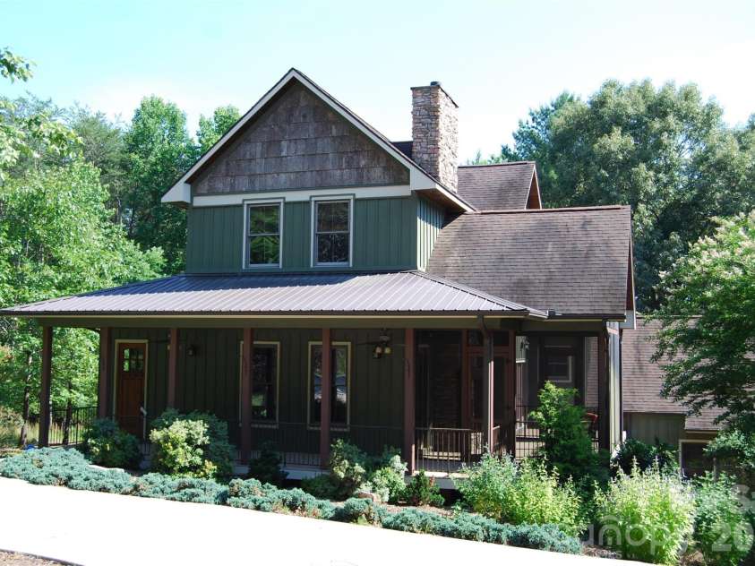 4836 Stream Side Lane, Morganton, NC 28655.  MLS# CAR4356291, YatesRealty ID 3836. 