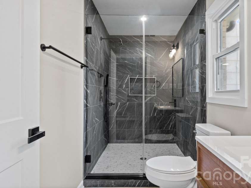 708 Aintree Road, Charlotte, NC 28215.  MLS# CAR4434948, YatesRealty ID 38360. Over-Sized Tiled Shower