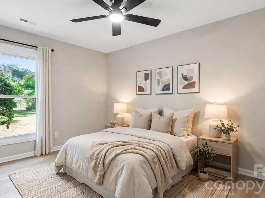708 Aintree Road, Charlotte, NC 28215.  MLS# CAR4434948, YatesRealty ID 38360. Virtually Staged