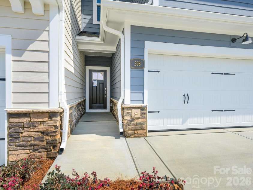 258 Alluvium Lane, Waxhaw, NC 28173.  MLS# CAR4330678, YatesRealty ID 38361. 