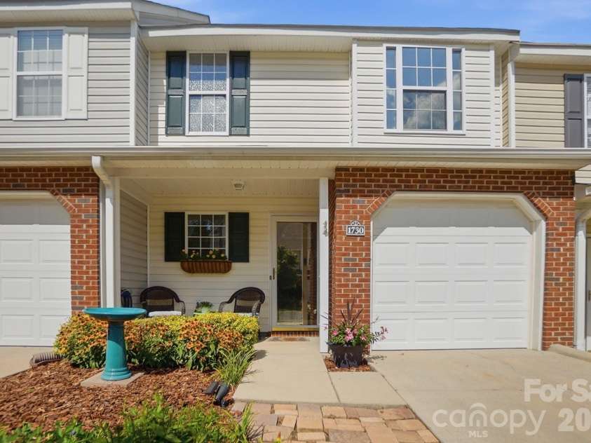 1730 Eagle Ridge Drive, Rock Hill, SC 29732.  MLS# CAR4403986, YatesRealty ID 38364. 1730 Eagle Ridge
