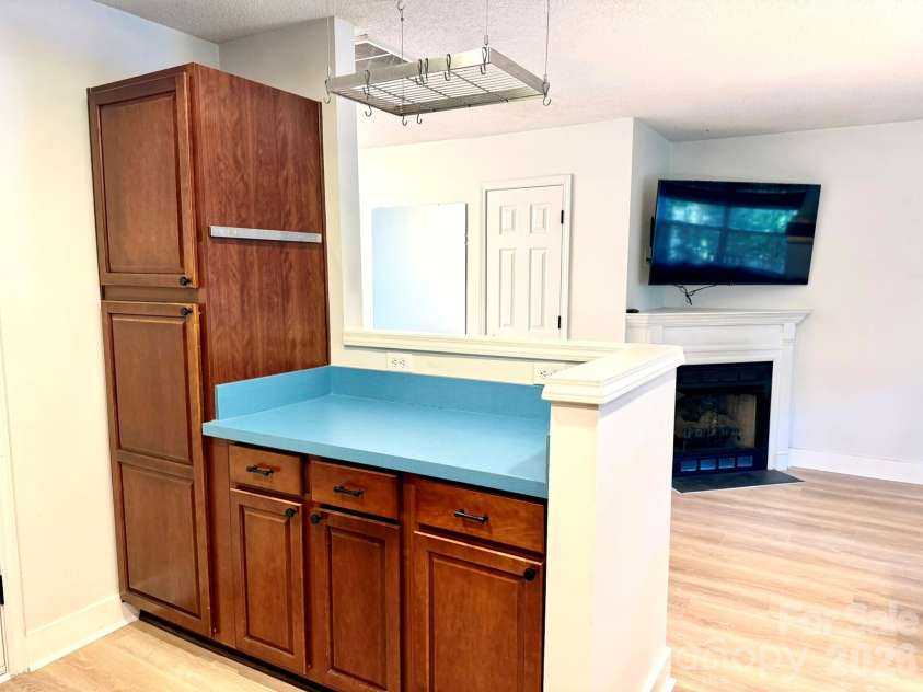 1730 Eagle Ridge Drive, Rock Hill, SC 29732.  MLS# CAR4403986, YatesRealty ID 38364. Kitchen pantry cabinet & more counters