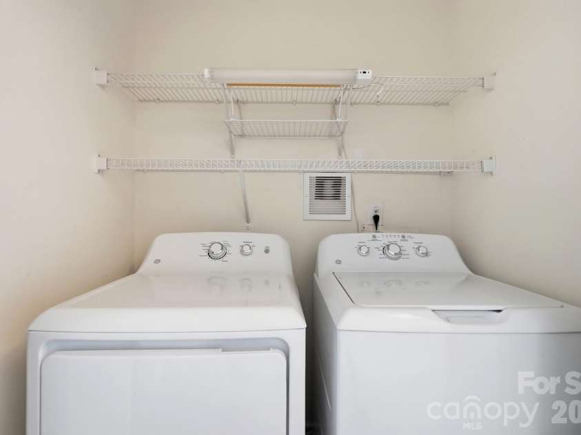1730 Eagle Ridge Drive, Rock Hill, SC 29732.  MLS# CAR4403986, YatesRealty ID 38364. Upstairs hall laundry closet