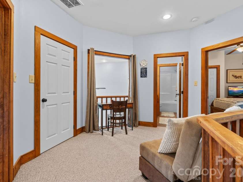 747 Whitetail Trail, Banner Elk, NC 28604.  MLS# CAR4402415, YatesRealty ID 38366. 