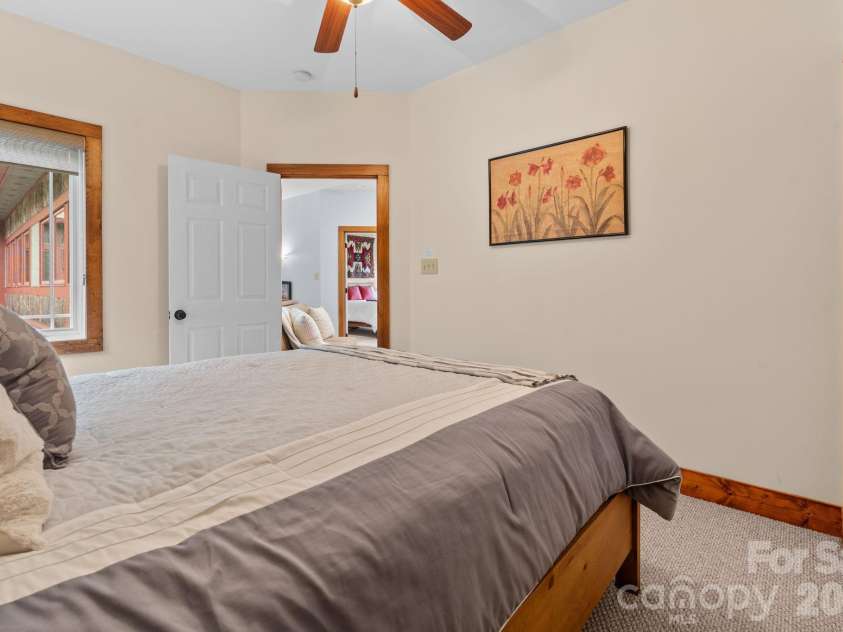 747 Whitetail Trail, Banner Elk, NC 28604.  MLS# CAR4402415, YatesRealty ID 38366. 