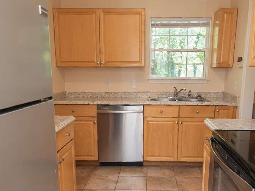 17 Pinecrest Drive, Asheville, NC 28803.  MLS# CAR4399525, YatesRealty ID 38367. 