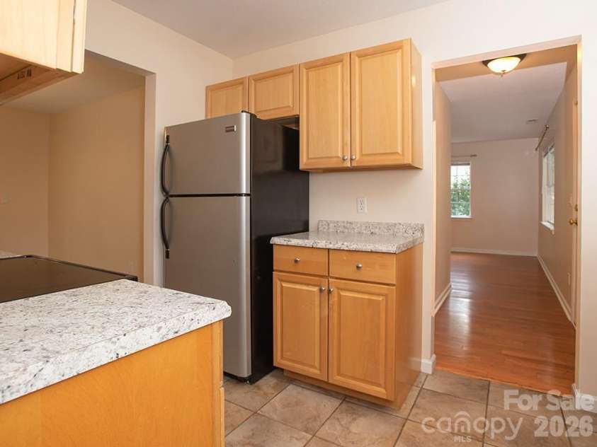 17 Pinecrest Drive, Asheville, NC 28803.  MLS# CAR4399525, YatesRealty ID 38367. 