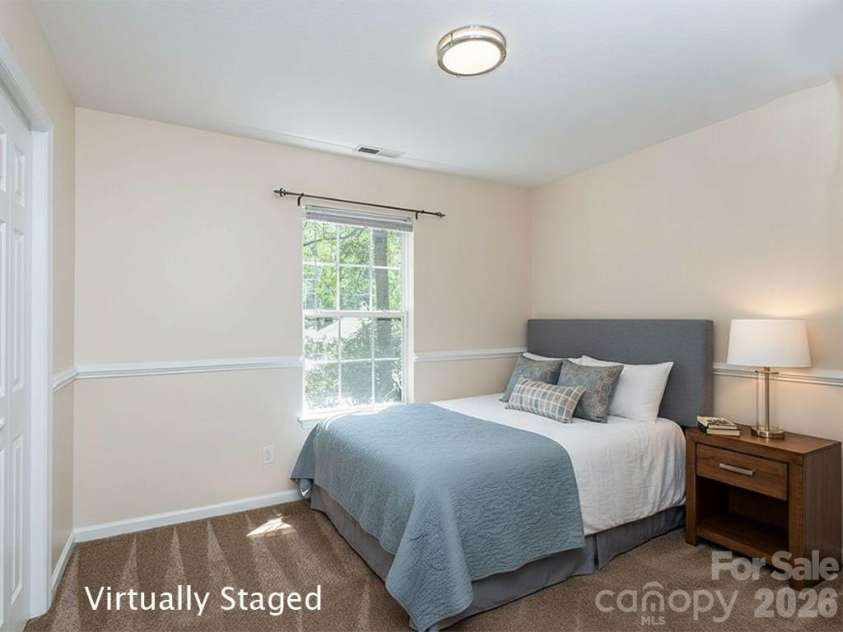 17 Pinecrest Drive, Asheville, NC 28803.  MLS# CAR4399525, YatesRealty ID 38367. 