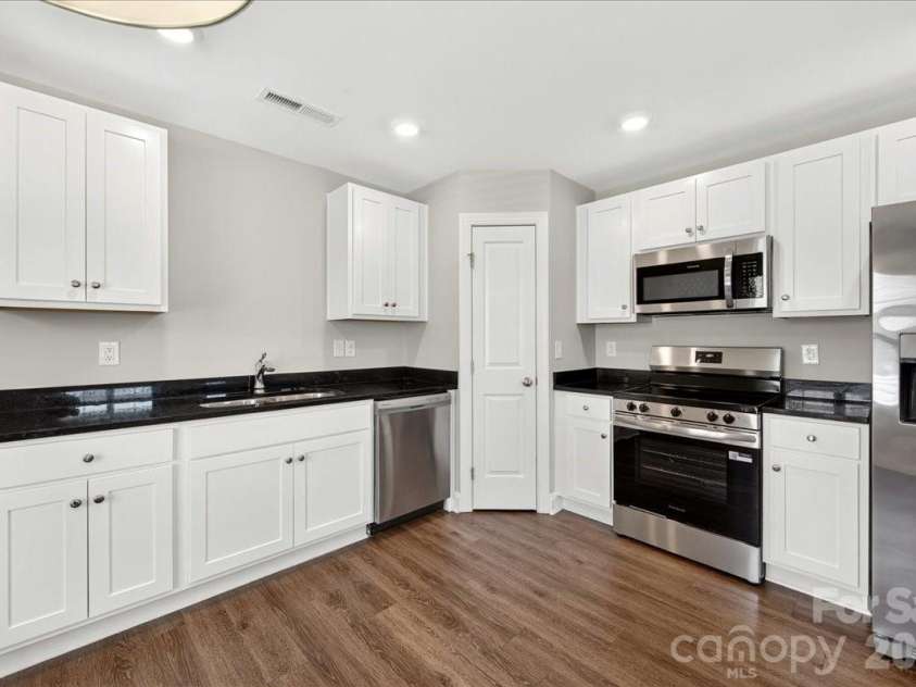 608 Ben Avenue, Kannapolis, NC 28081.  MLS# CAR4401654, YatesRealty ID 38368. 
