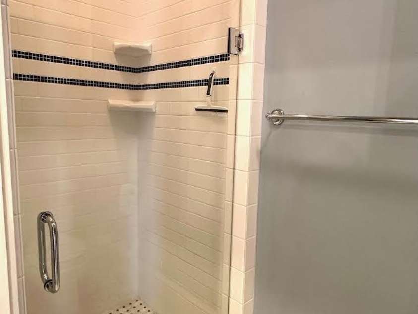 520 Landing Ridge Circle, Jefferson, NC 28640.  MLS# CAR4320460, YatesRealty ID 3837. 