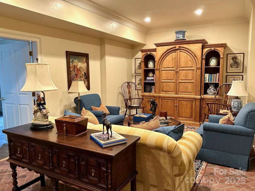 520 Landing Ridge Circle, Jefferson, NC 28640.  MLS# CAR4320460, YatesRealty ID 3837. 