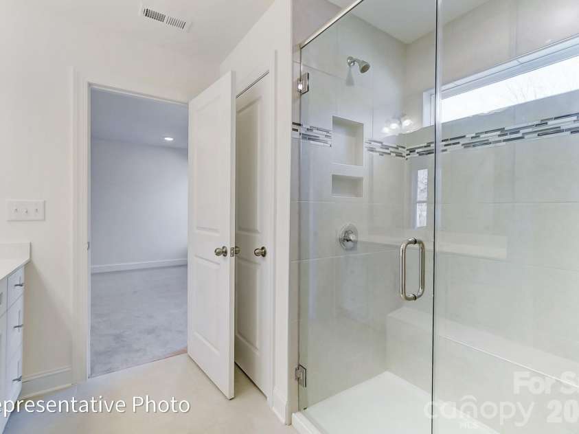 450 Blythe Townhome Lane, Waxhaw, NC 28173.  MLS# CAR4367104, YatesRealty ID 38371. 