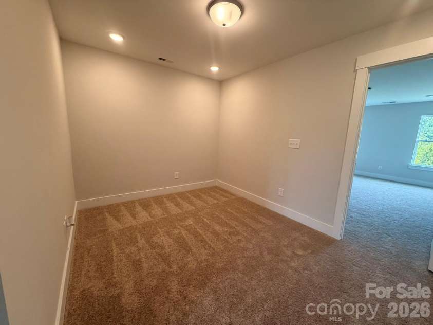 450 Blythe Townhome Lane, Waxhaw, NC 28173.  MLS# CAR4367104, YatesRealty ID 38371. Loft