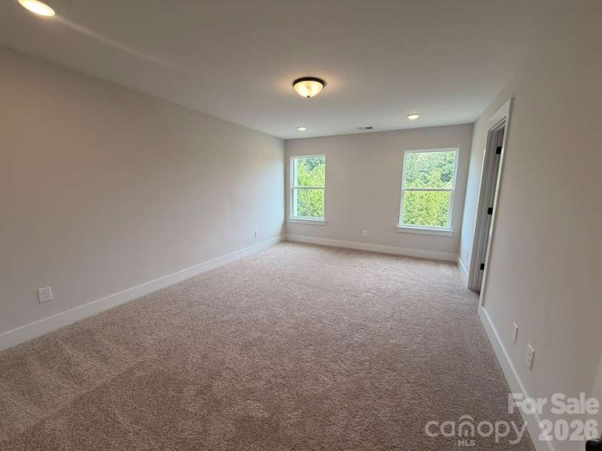 450 Blythe Townhome Lane, Waxhaw, NC 28173.  MLS# CAR4367104, YatesRealty ID 38371. Primary Bedroom