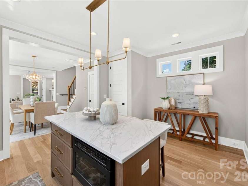 3940 Admiral Avenue, Charlotte, NC 28205.  MLS# CAR4378548, YatesRealty ID 38372. 