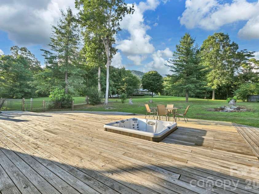 33 Souther Road, Hendersonville, NC 28732.  MLS# CAR4405335, YatesRealty ID 38373. Expansive Deck w/ views