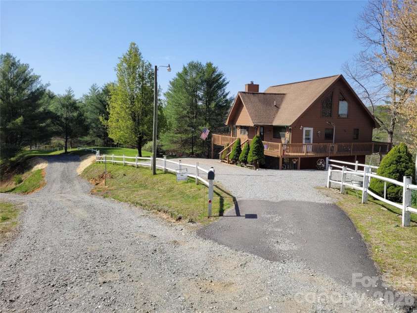 14 Zonia Lane, Piney Creek, NC 28663.  MLS# CAR4404674, YatesRealty ID 38374. 