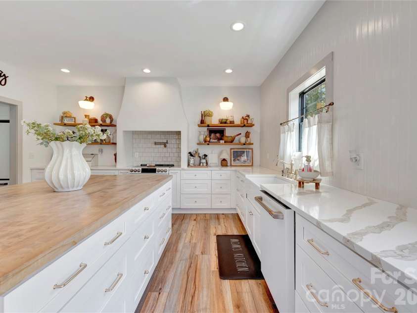 14871 Deer Hollow Drive, Gold Hill, NC 28071.  MLS# CAR4398103, YatesRealty ID 38375. 