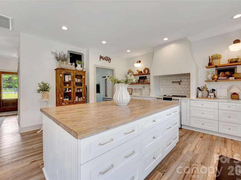 14871 Deer Hollow Drive, Gold Hill, NC 28071.  MLS# CAR4398103, YatesRealty ID 38375. 