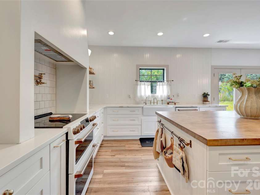 14871 Deer Hollow Drive, Gold Hill, NC 28071.  MLS# CAR4398103, YatesRealty ID 38375. 