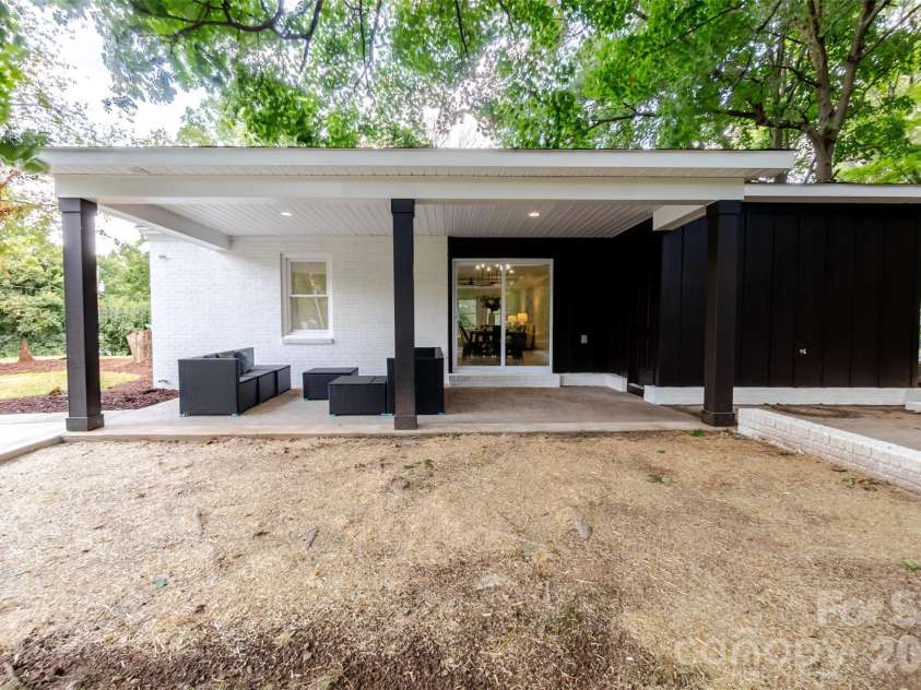 1501 Mccormick Avenue, Gastonia, NC 28054.  MLS# CAR4396541, YatesRealty ID 38376. Covered back porch