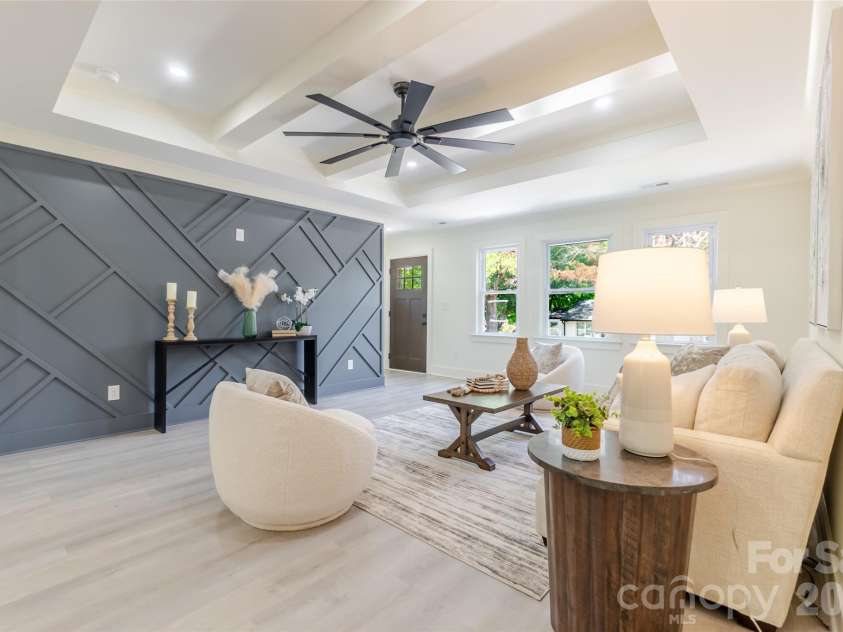 1501 Mccormick Avenue, Gastonia, NC 28054.  MLS# CAR4396541, YatesRealty ID 38376. Enjoy bright, modern finishes including a gorgeous accent wall