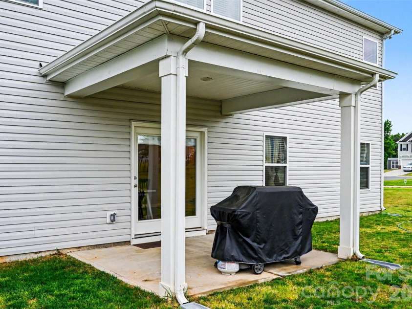 3017 Oxtail Court, Rock Hill, SC 29732.  MLS# CAR4382169, YatesRealty ID 38378. 