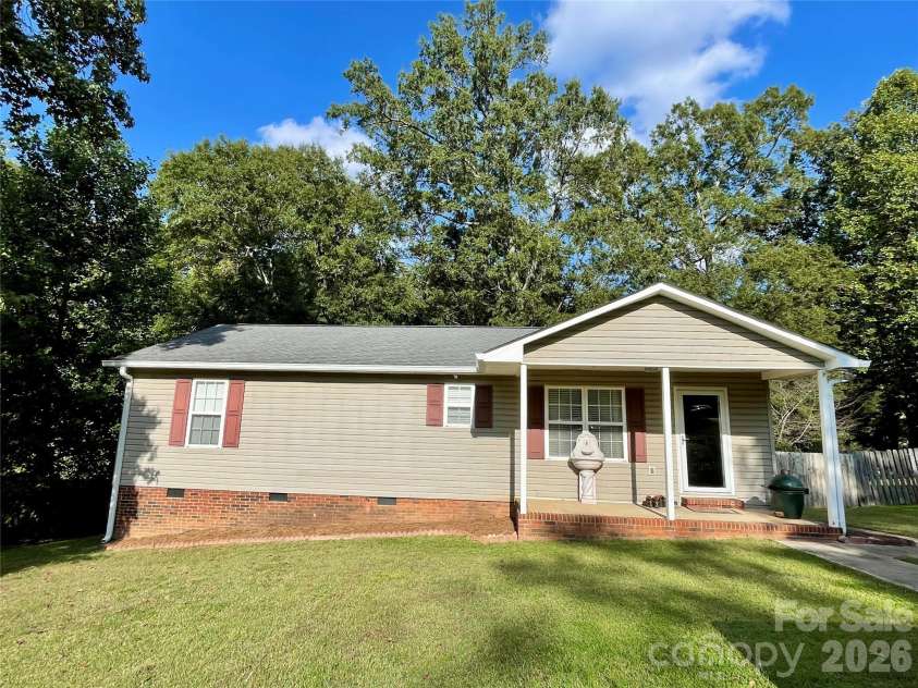 1676 Plyler Lake Road, Gastonia, NC 28054.  MLS# CAR4334927, YatesRealty ID 3838. 