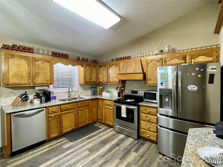 1676 Plyler Lake Road, Gastonia, NC 28054.  MLS# CAR4334927, YatesRealty ID 3838. 