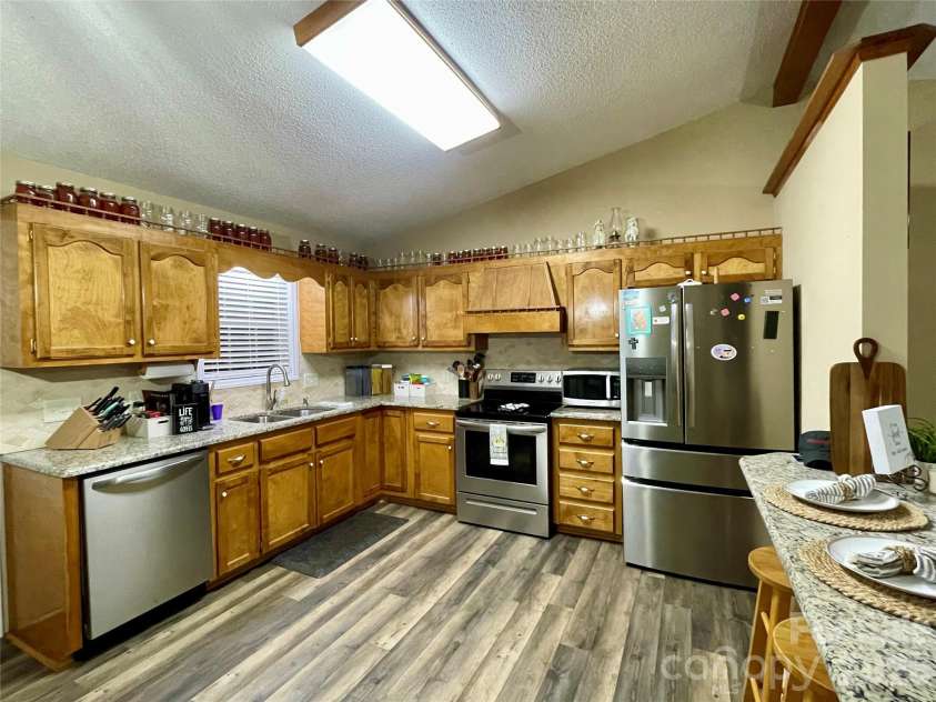 1676 Plyler Lake Road, Gastonia, NC 28054.  MLS# CAR4334927, YatesRealty ID 3838. 