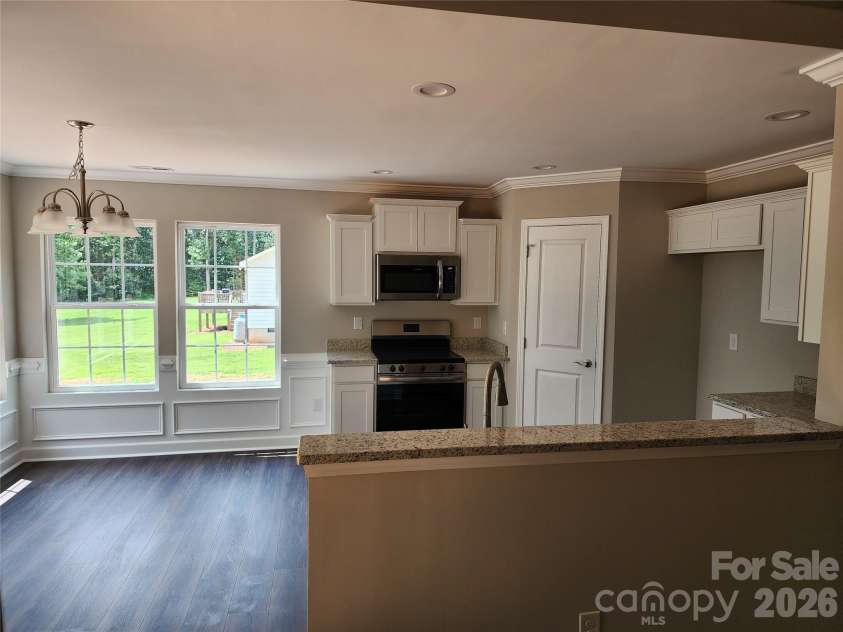 1940 Friendly Lane, Newton, NC 28658.  MLS# CAR4419690, YatesRealty ID 38380. 