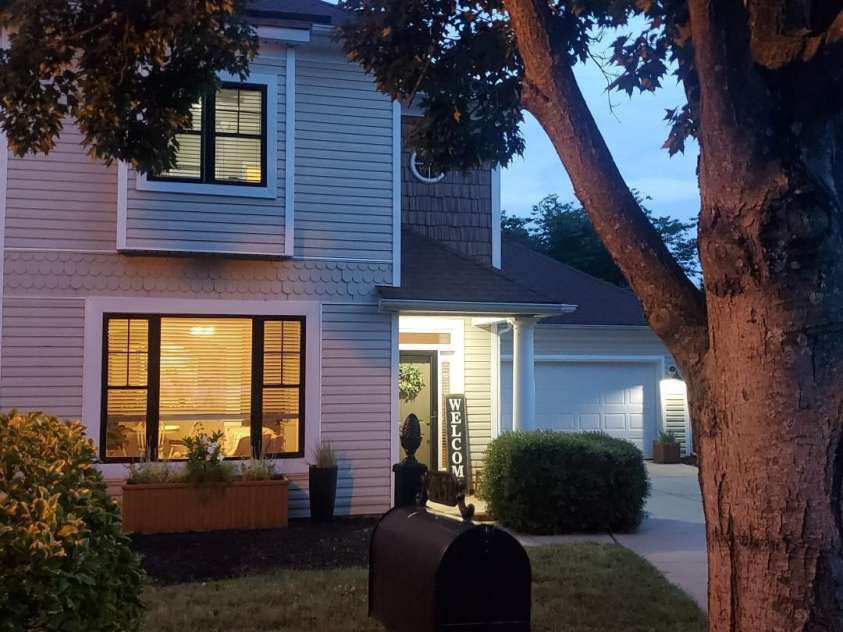 20452 Greenway Heights Drive, Cornelius, NC 28031.  MLS# CAR4404887, YatesRealty ID 38381. 