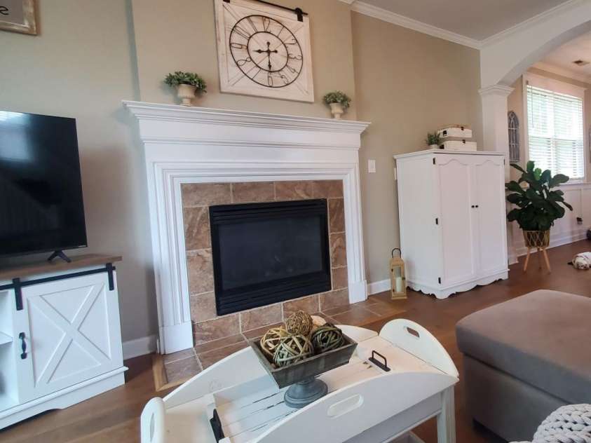 20452 Greenway Heights Drive, Cornelius, NC 28031.  MLS# CAR4404887, YatesRealty ID 38381. 