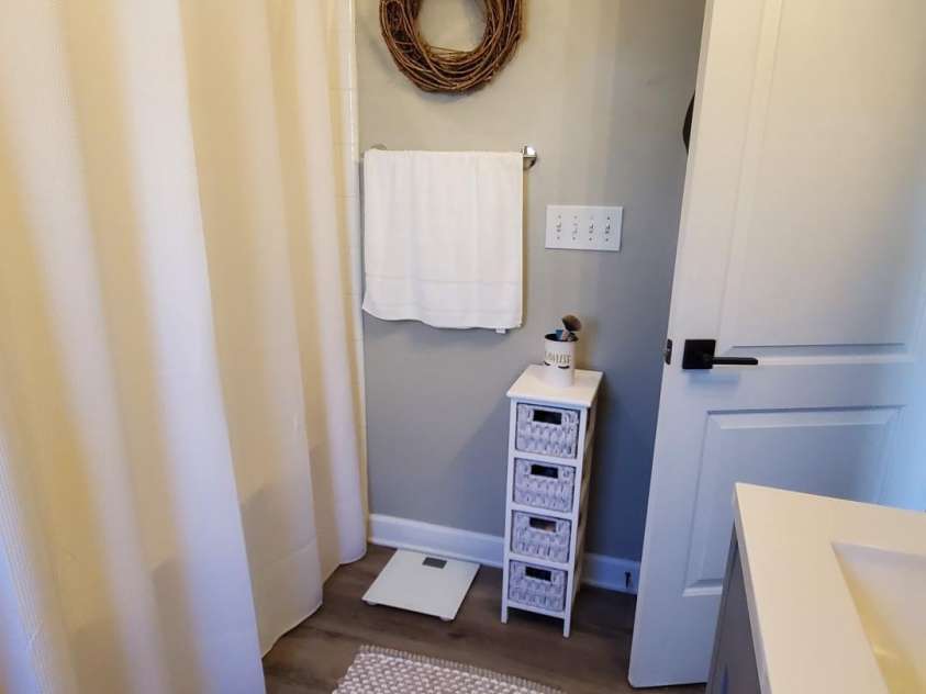 20452 Greenway Heights Drive, Cornelius, NC 28031.  MLS# CAR4404887, YatesRealty ID 38381. 