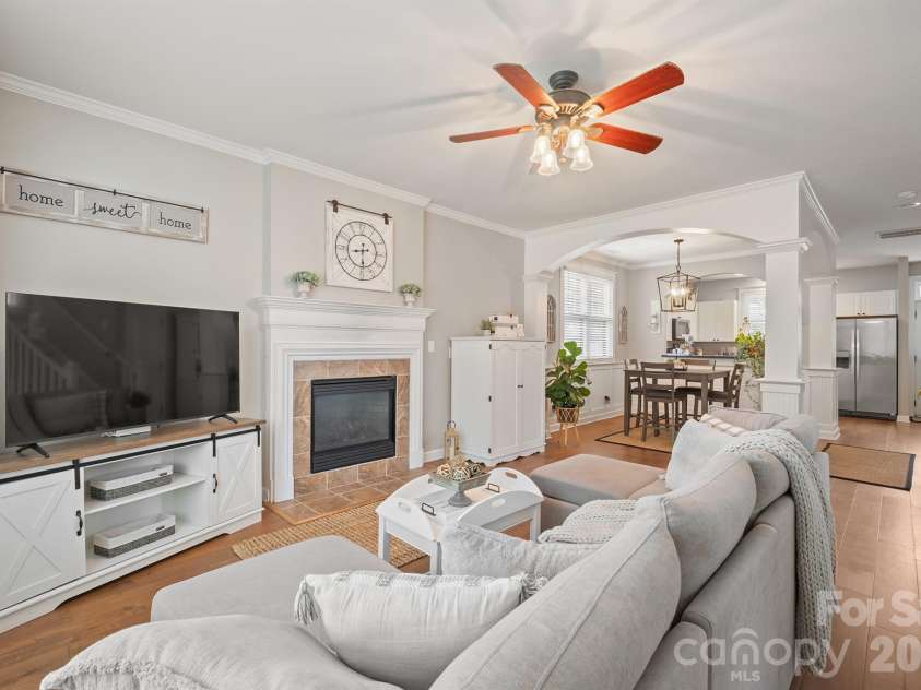 20452 Greenway Heights Drive, Cornelius, NC 28031.  MLS# CAR4410787, YatesRealty ID 38381. 