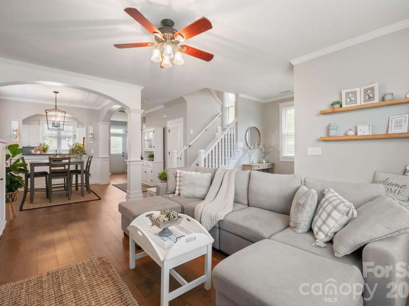 20452 Greenway Heights Drive, Cornelius, NC 28031.  MLS# CAR4410787, YatesRealty ID 38381. 
