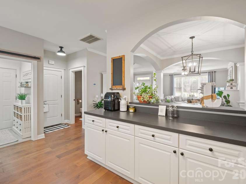 20452 Greenway Heights Drive, Cornelius, NC 28031.  MLS# CAR4410787, YatesRealty ID 38381. 