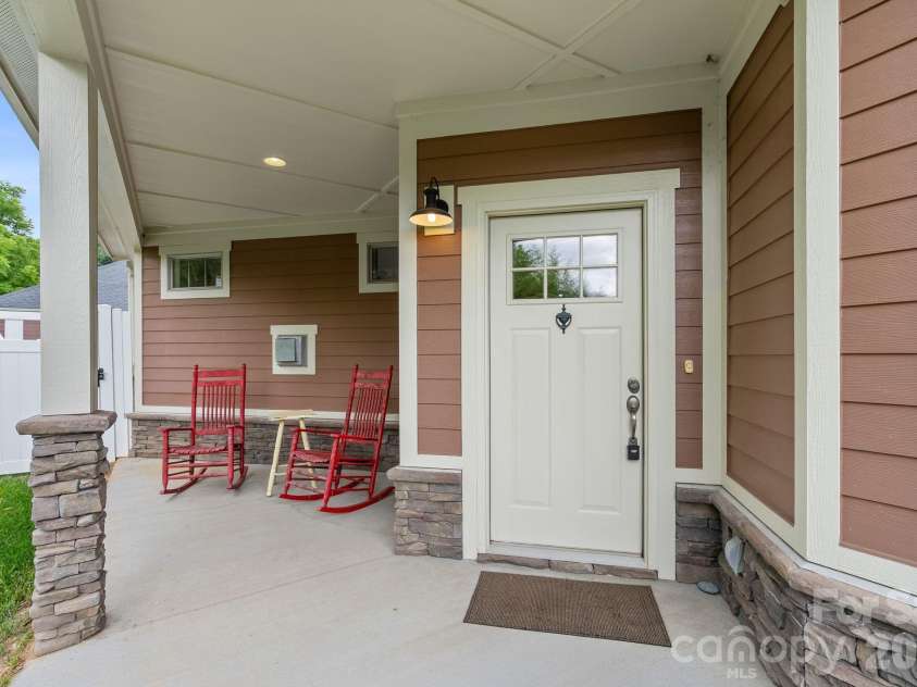 19 Westfield Way, Candler, NC 28715.  MLS# CAR4397227, YatesRealty ID 38382. 