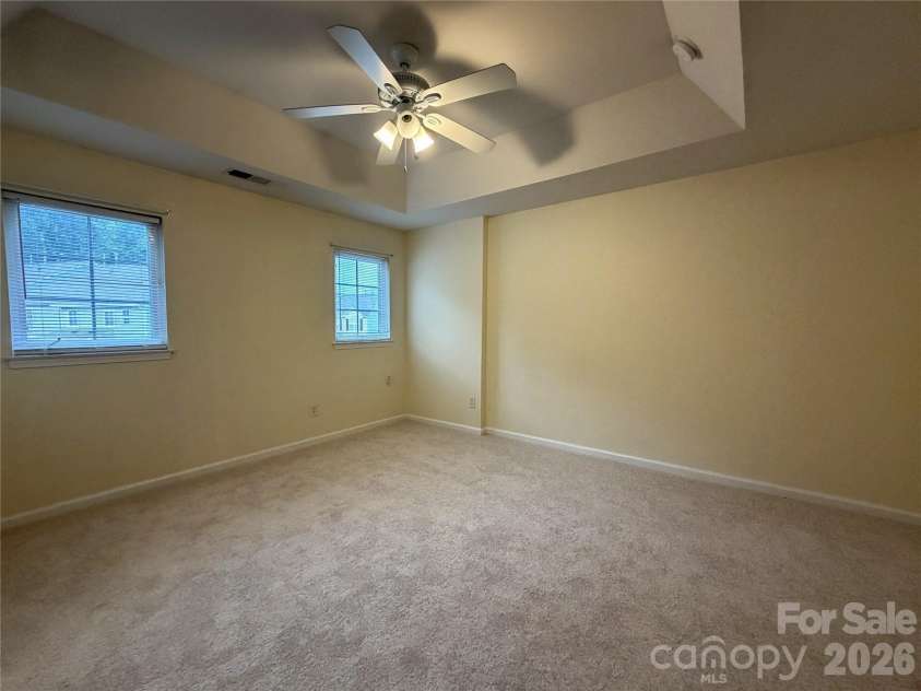 4873 Prosperity Ridge Road, Charlotte, NC 28269.  MLS# CAR4403215, YatesRealty ID 38384. 