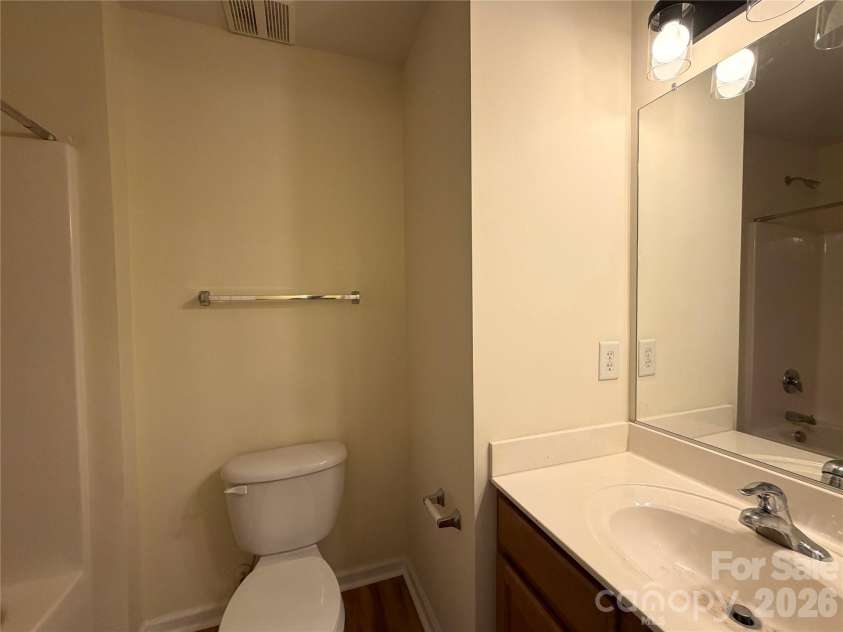 4873 Prosperity Ridge Road, Charlotte, NC 28269.  MLS# CAR4403215, YatesRealty ID 38384. 