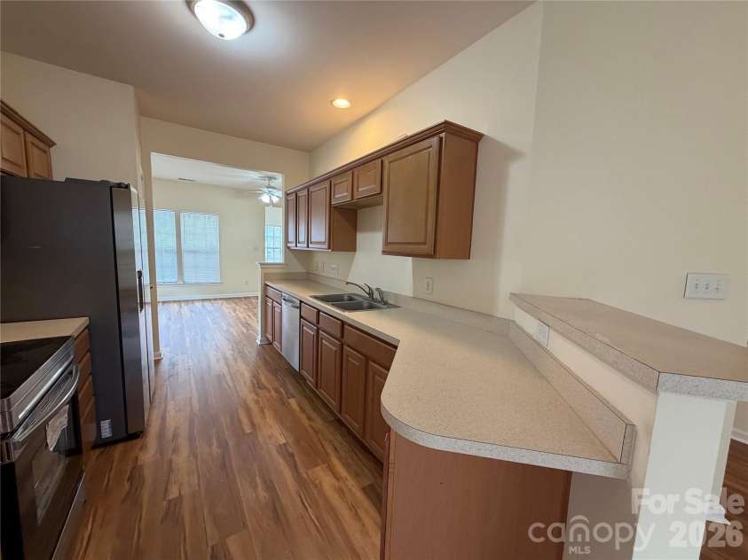 4873 Prosperity Ridge Road, Charlotte, NC 28269.  MLS# CAR4403215, YatesRealty ID 38384. 