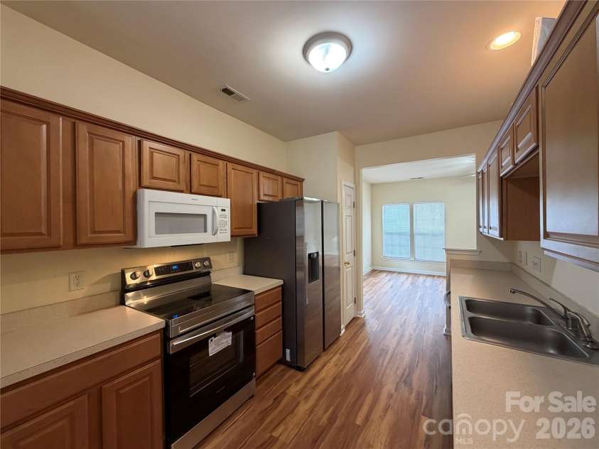 4873 Prosperity Ridge Road, Charlotte, NC 28269.  MLS# CAR4403215, YatesRealty ID 38384. 