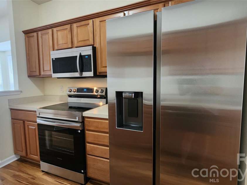 4873 Prosperity Ridge Road, Charlotte, NC 28269.  MLS# CAR4403215, YatesRealty ID 38384. 