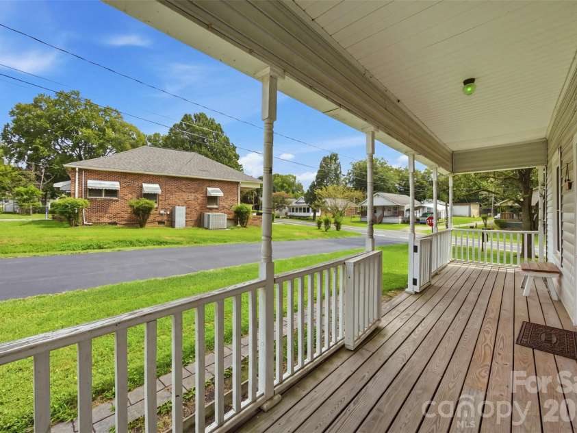 303 2nd Street, Stanley, NC 28164.  MLS# CAR4360602, YatesRealty ID 38385. 