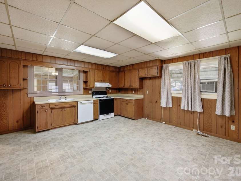 303 2nd Street, Stanley, NC 28164.  MLS# CAR4360602, YatesRealty ID 38385. 