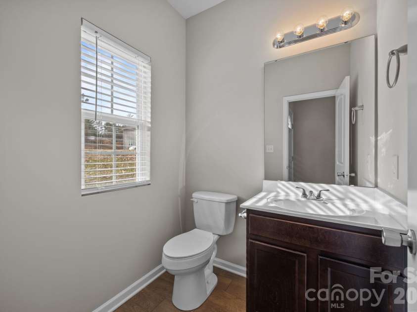 115 Lookout Point Place, Mooresville, NC 28115.  MLS# CAR4407459, YatesRealty ID 3839. 
