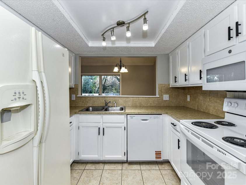 5234 Amity Springs Drive, Charlotte, NC 28212.  MLS# CAR4328657, YatesRealty ID 3839. 