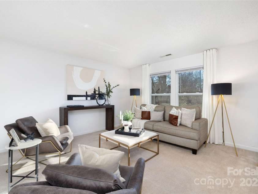 7010 Sycamore Grove Court, Charlotte, NC 28227.  MLS# CAR4213583, YatesRealty ID 3839. Loft